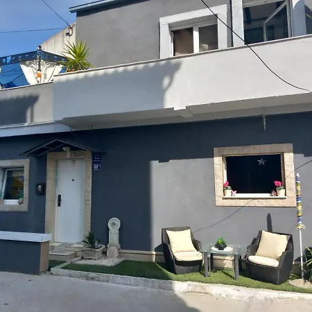 S-type In The Center Διαμέρισμα *