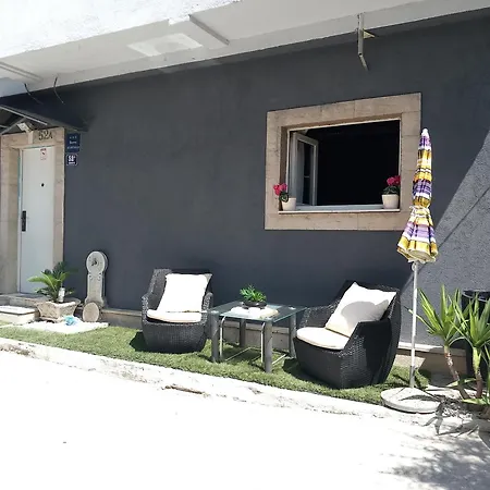 S-type In The Center * Split