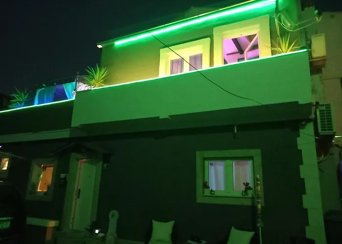 S-type In The Center Apartament Split