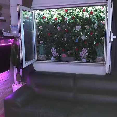 S-type In The Center Appartement *