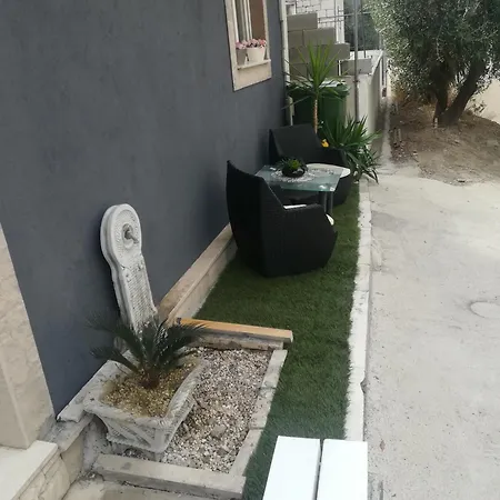 S-Type Apartment In The Center Apartman Split